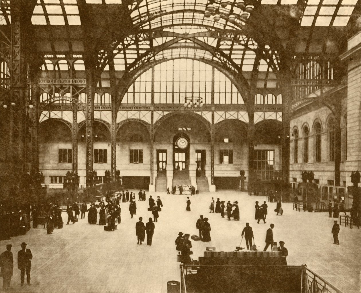 Central Hall, Estação da Pensilvânia, New York Pennsylvania Railroad Company, 1930. de Unbekannt