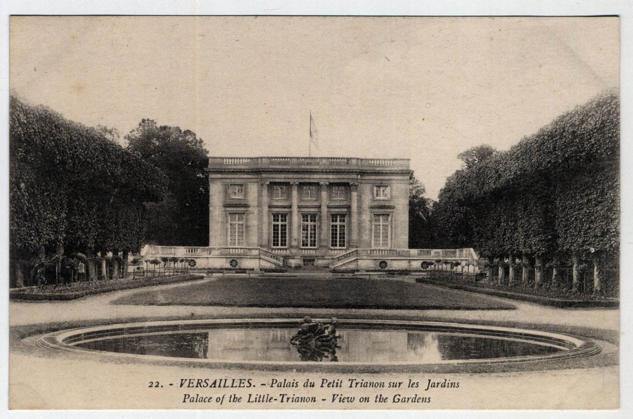Chateau de Versailles: vista exterior do Palácio do Trianon dos Pares nos Jardins - Cartão postal nos finais do século XIX-20 de Unbekannt