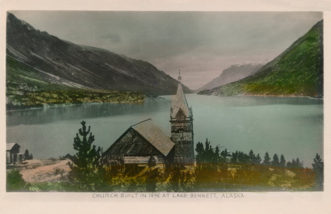 Igreja construída em 1898 no lago Bennett, Alaska, c1910. de Unbekannt
