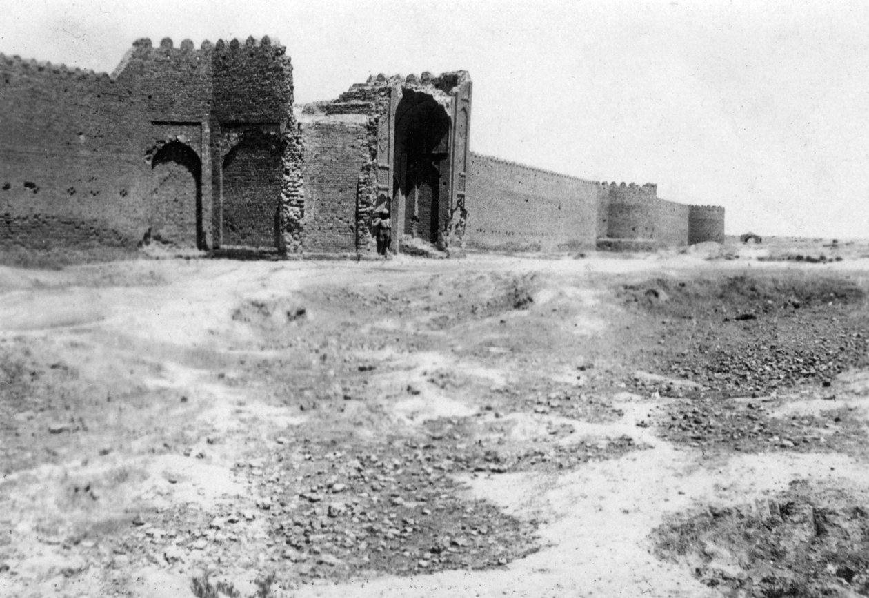 Portão da cidade, Samarra, Mesopotâmia, 1918 de Unbekannt
