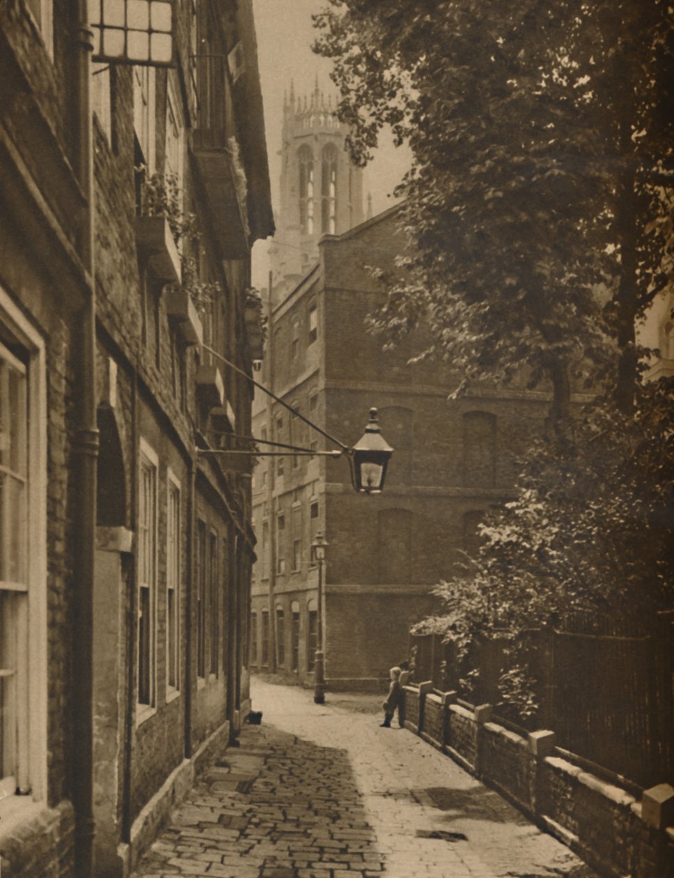 Cliffords Inn: a mais antiga e uma das mais importantes pousadas da Chancelaria, c1935. de Unbekannt