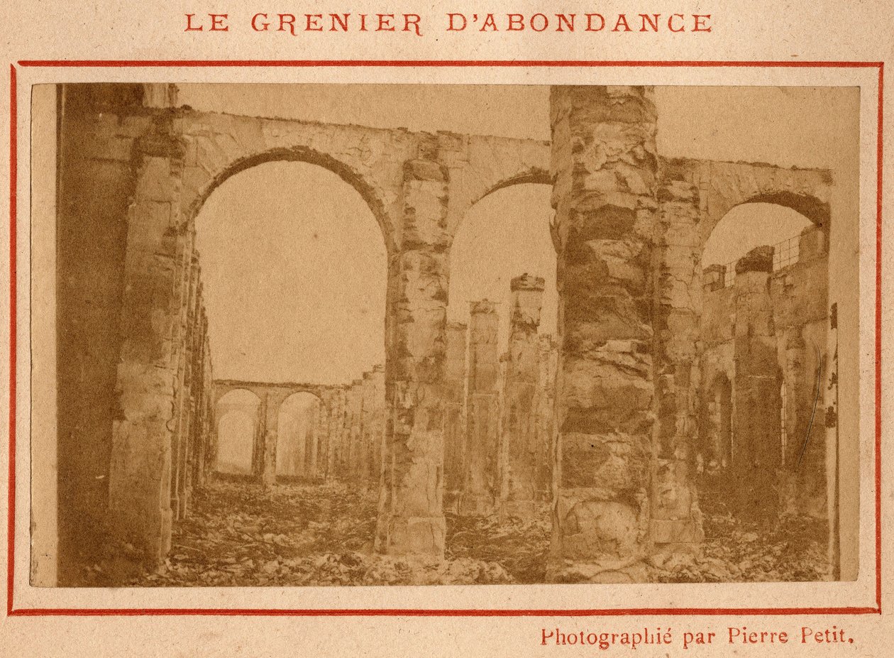 Comuna de Paris (1871): vista das ruínas do Grenier d