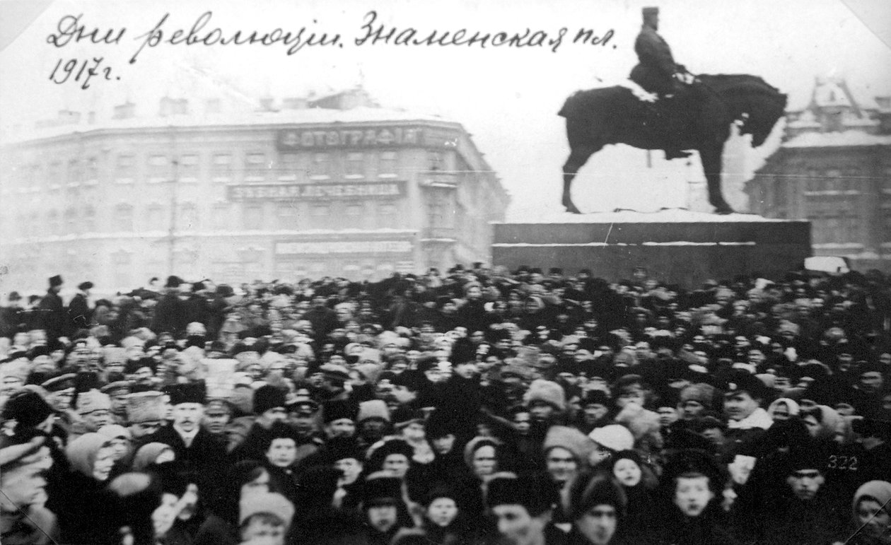 Multidão na Praça Znamenskaya, Petrogrado, Rússia, Revolução de Fevereiro de 1917 de Unbekannt