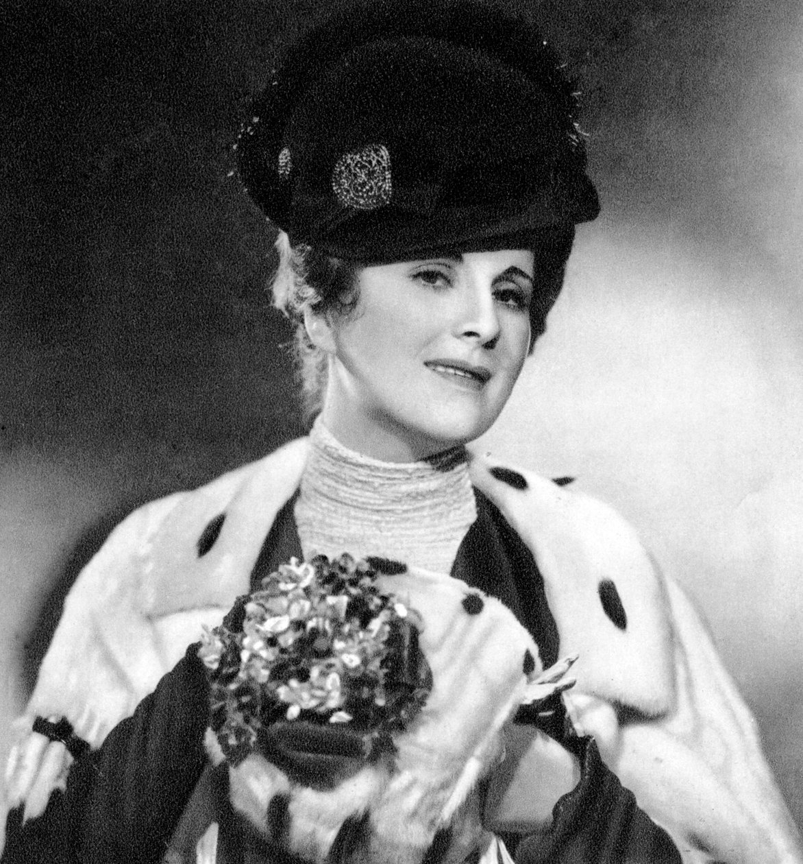 Diana Wynyard, atriz britânica de teatro e cinema, 1934-1935 de Unbekannt