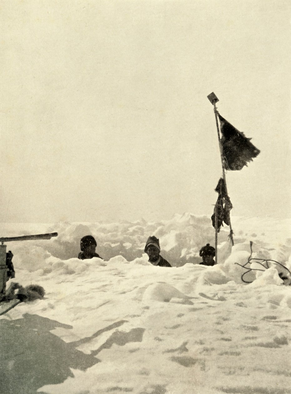 Escavação para verificar a profundidade da neve que cobre um depósito, c1908, 1909. de Unbekannt