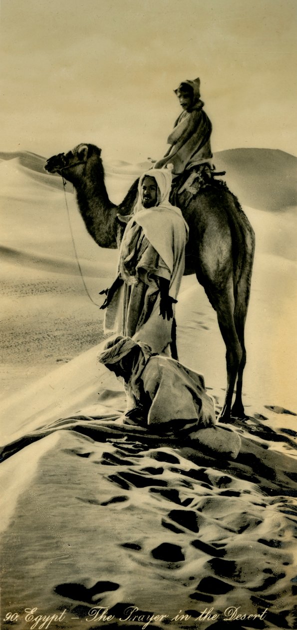 Egito - a oração no deserto, c1918-c1939. de Unbekannt