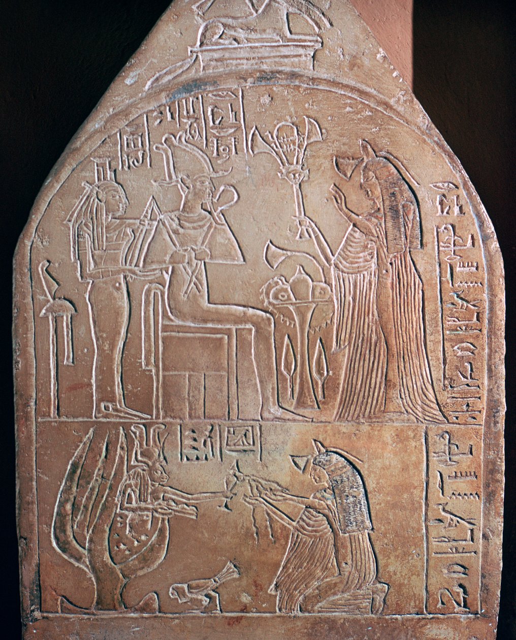 Detalhe egípcio da estela funerária de um cantor no templo de Amon de Unbekannt
