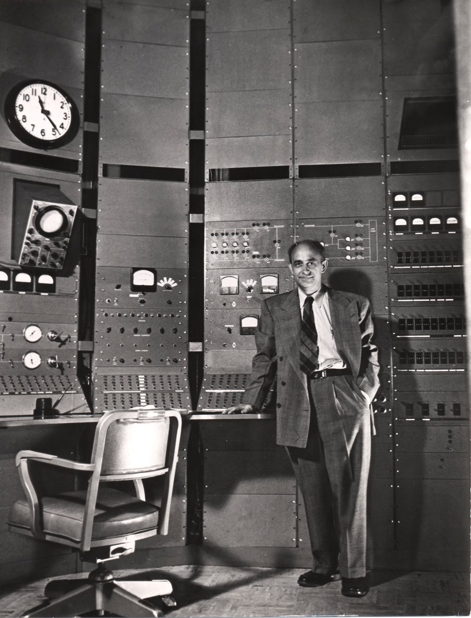 Enrico Fermi, físico nuclear americano nascido na Itália, c1942 de Unbekannt