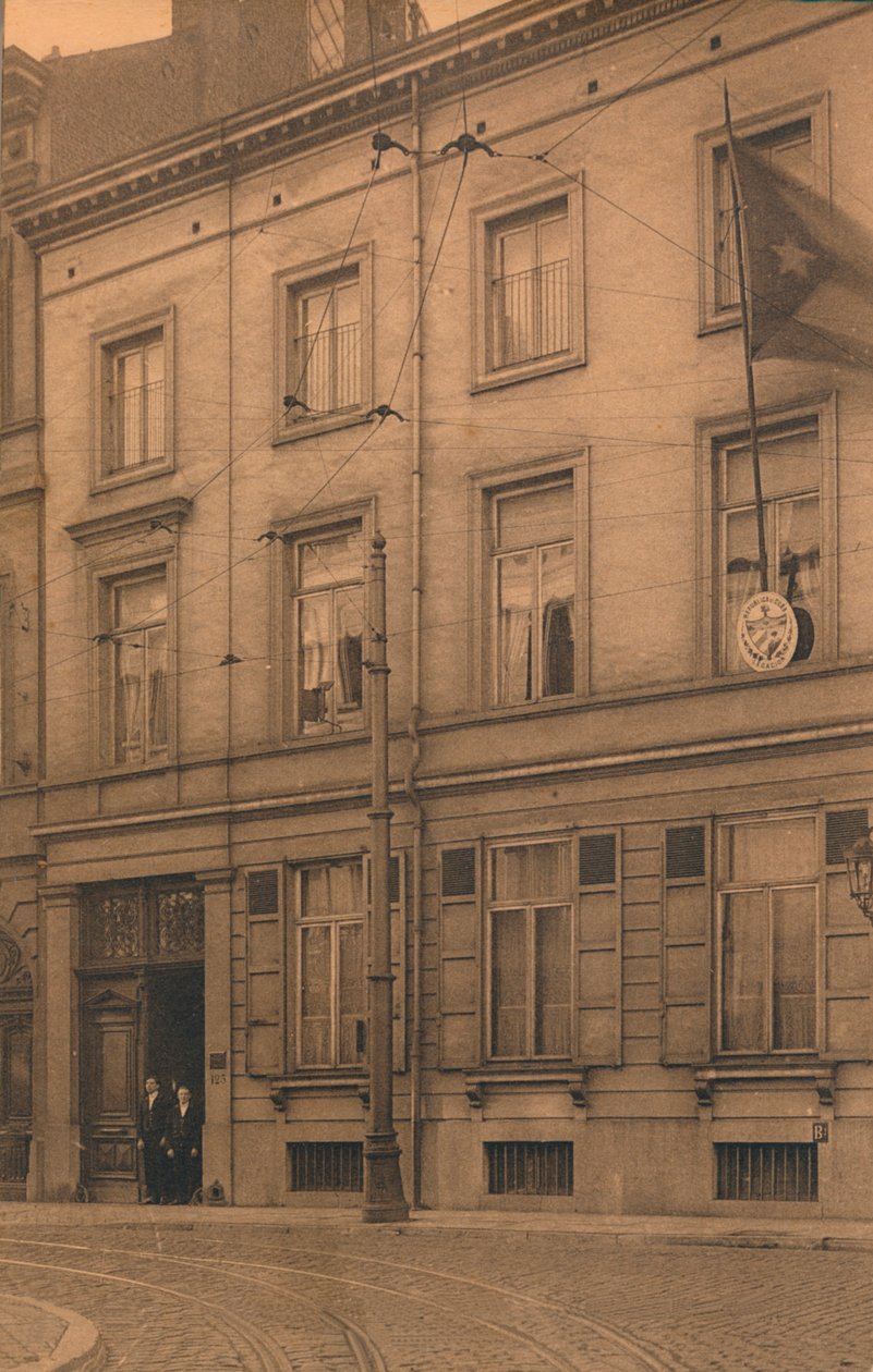 Exterior da Embaixada Cubana em Bruxelas, Bélgica, 1927. de Unbekannt