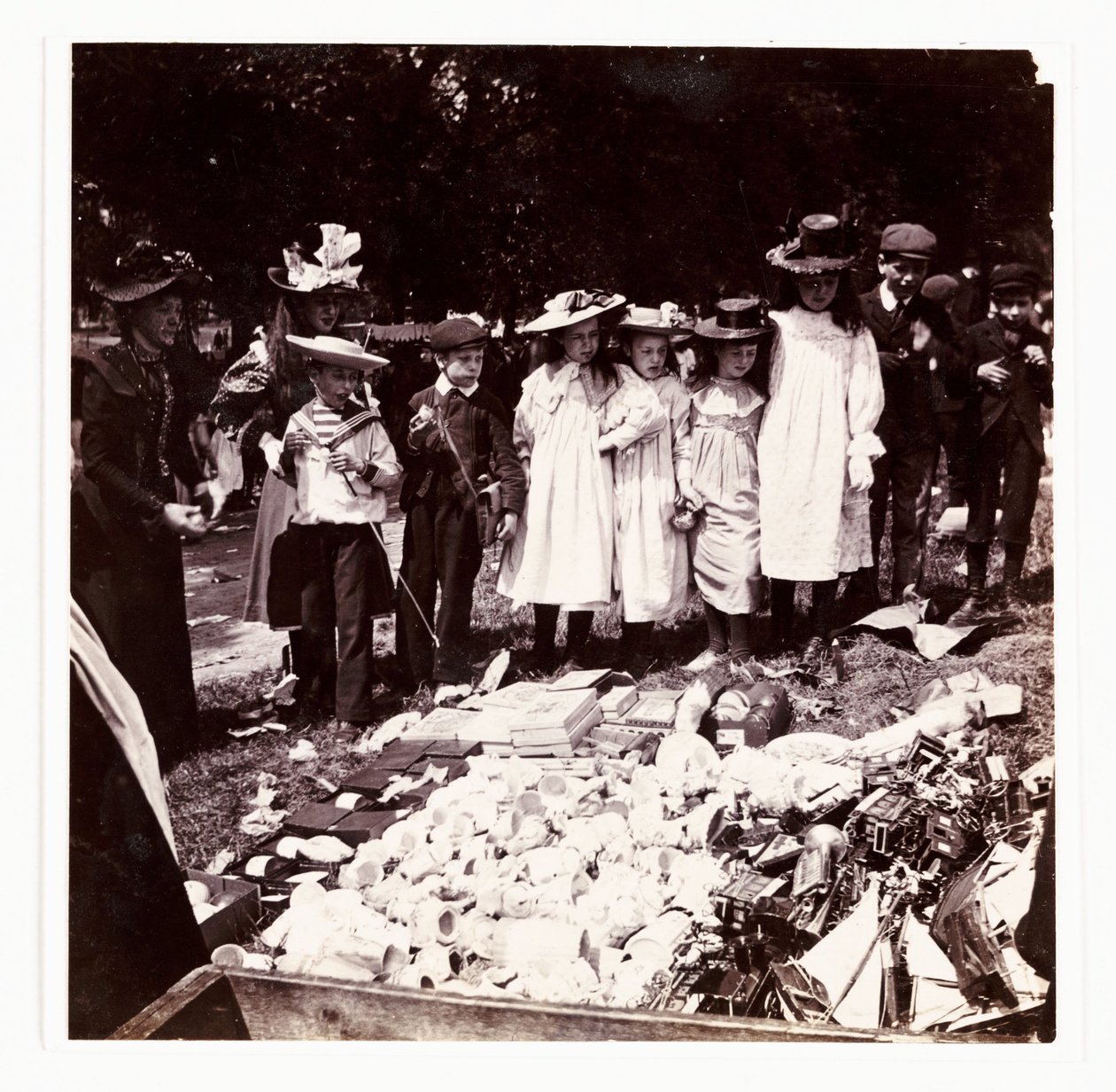"Fairground awards", vers 1898 de Unbekannt