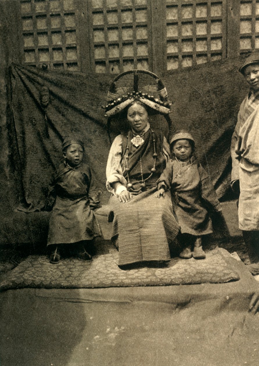 Família do governador de Tingri, c1918-c1939. de Unbekannt