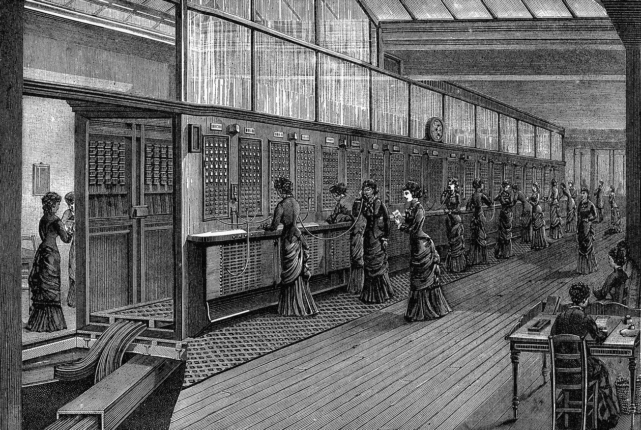 Telefonistas do sexo feminino na Central Telephone Exchange, Paris, 1890 de Unbekannt