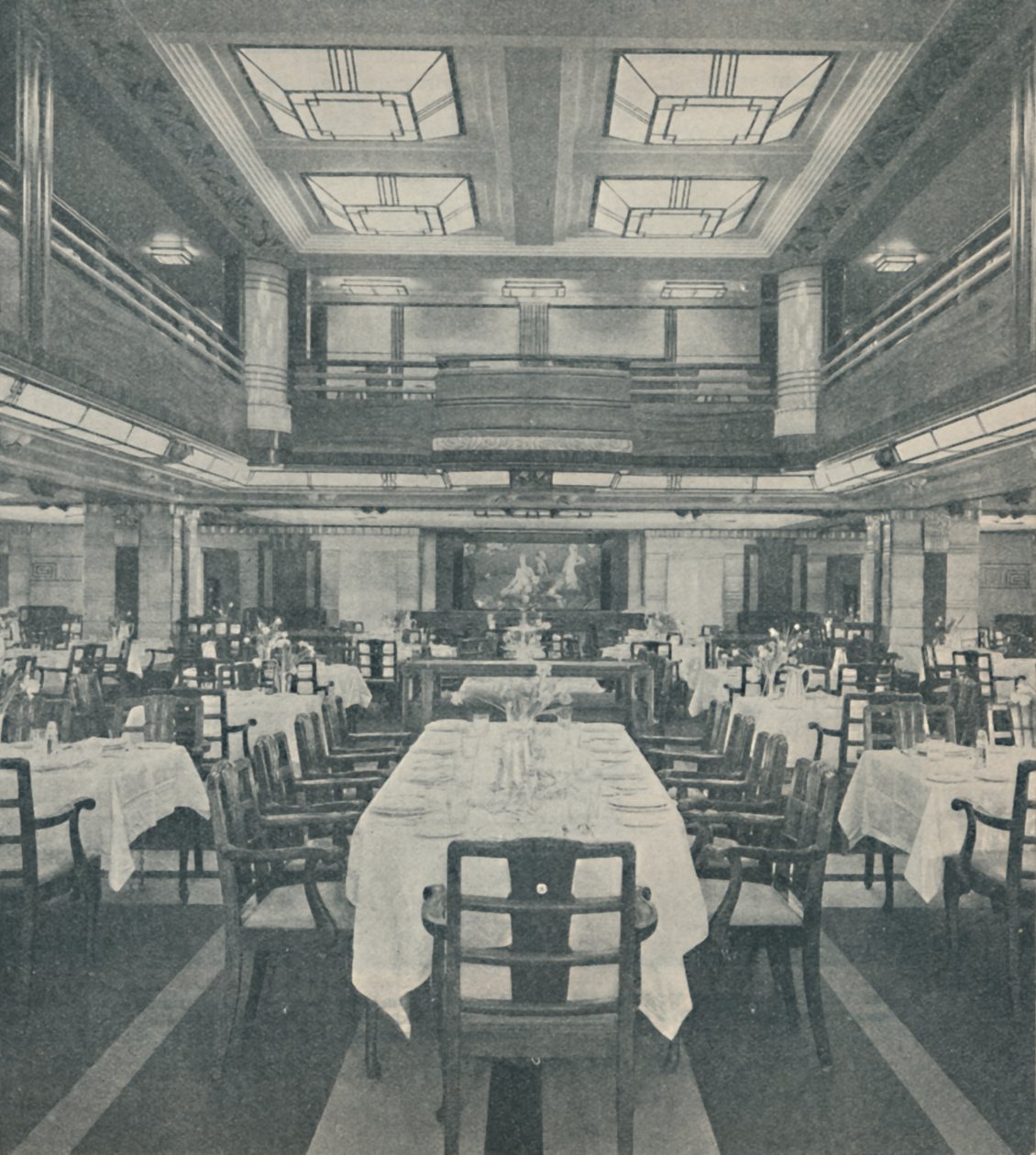 Salão de jantar de primeira classe na rainha das Bermudas, 1937 de Unbekannt