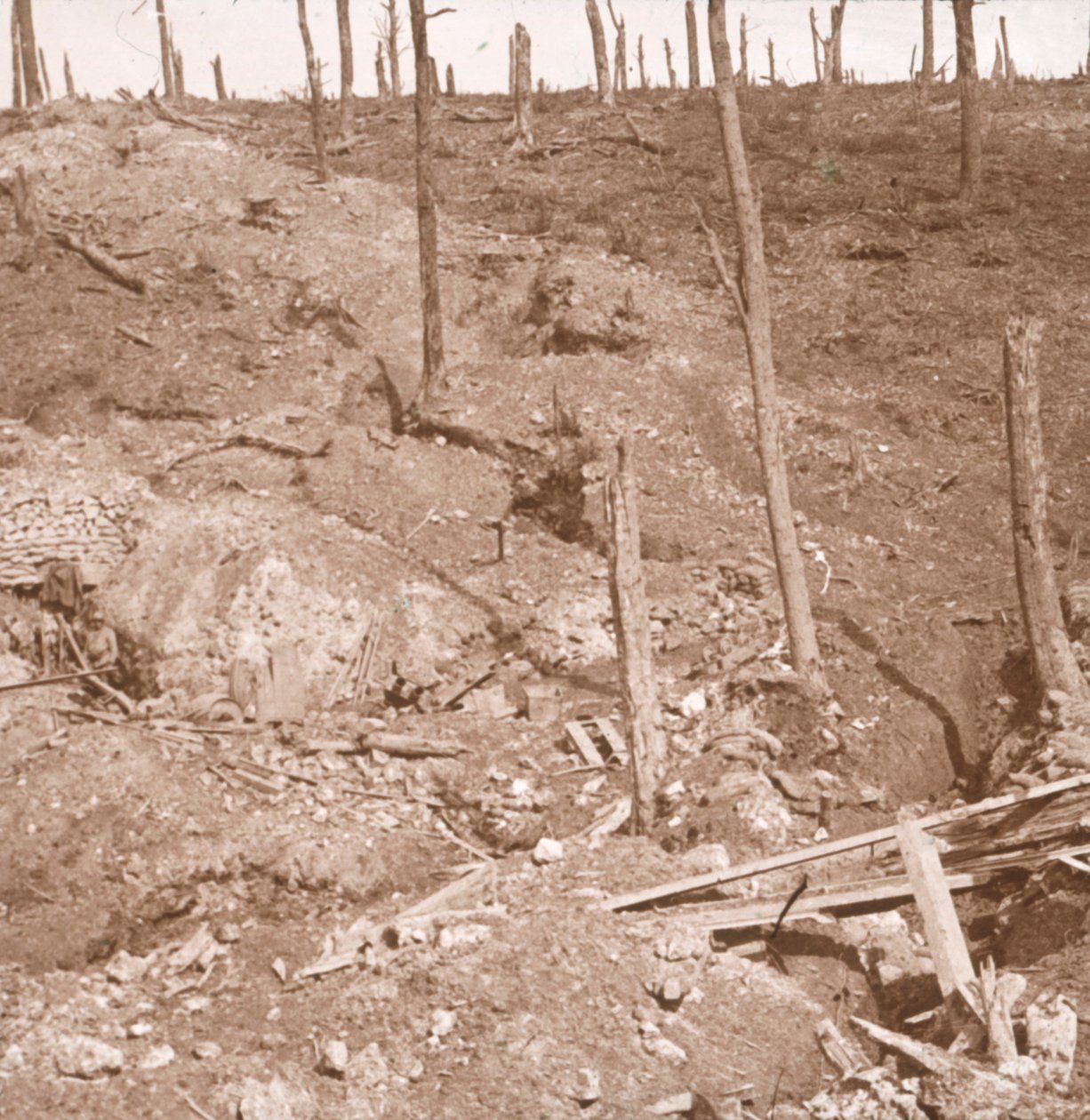 Posto de primeiros socorros, Verdun, norte da França, c1914-c1918 de Unbekannt