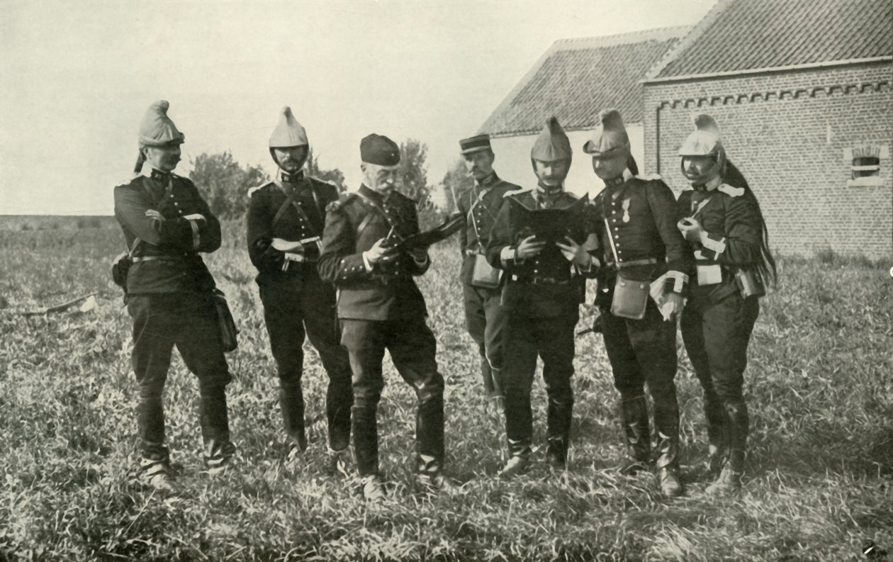 Funcionários franceses em consulta, 1914, 1919. de Unbekannt