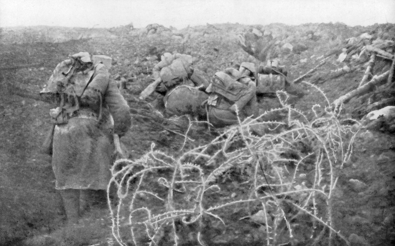 Ataque de infantaria francês na cordilheira de Eparges, perto de Verdun, França, 2 de agosto de 1915 de Unbekannt