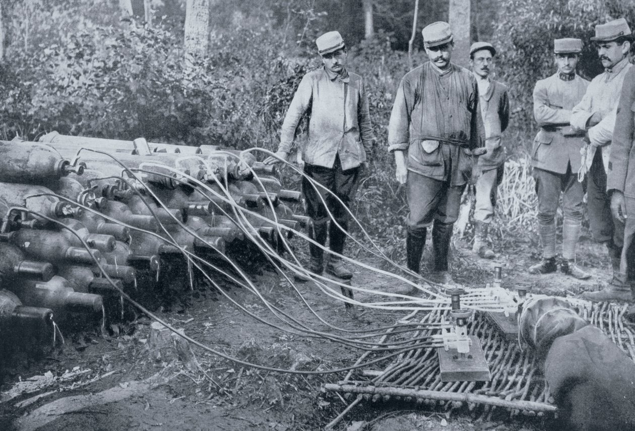 Soldados franceses com cilindros de gás, Primeira Guerra Mundial, 1915 de Unbekannt