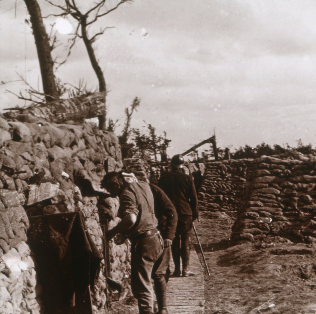 Linha da frente, Diksmuide, Bélgica, c1914-c1918 de Unbekannt
