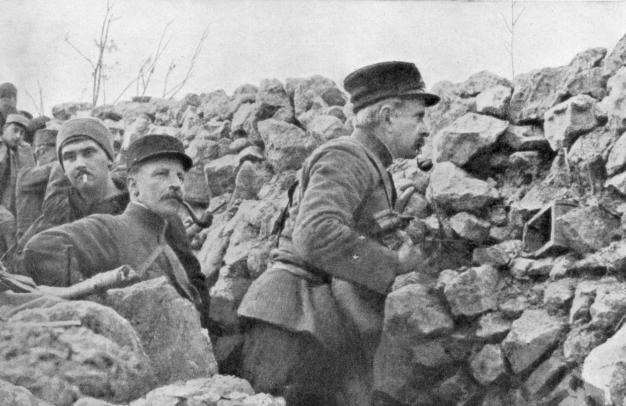 General Marchand inspecionando trincheiras, Champagne, França, Primeira Guerra Mundial, 1915 de Unbekannt