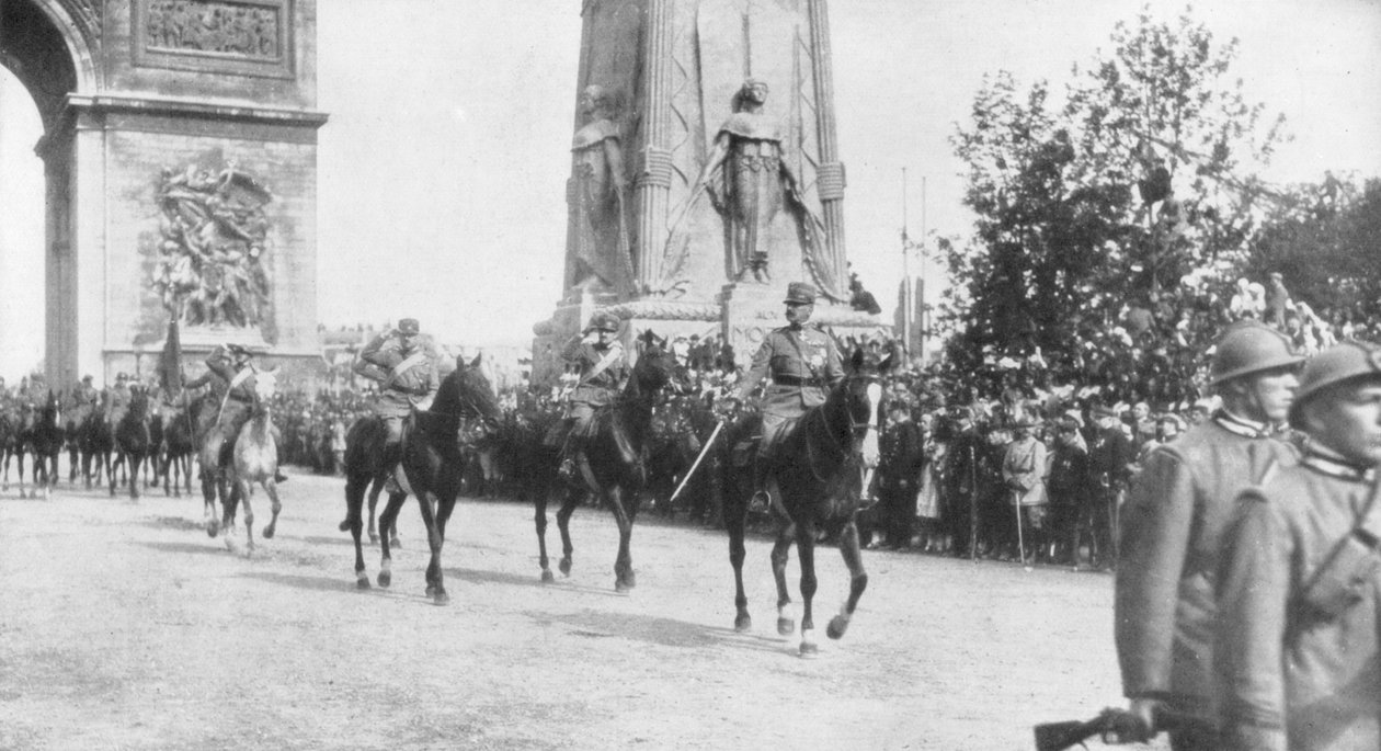 General Montuori e tropas italianas durante o desfile da vitória, Paris, França, 14 de julho de 1919 de Unbekannt