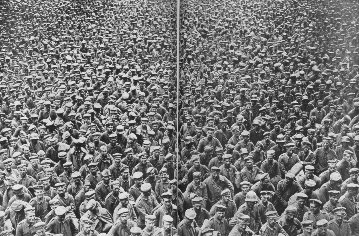 Prisioneiros alemães capturados pelo 3º e 4º Exércitos Britânicos, Somme, França, 21-22 de agosto de 1918 de Unbekannt