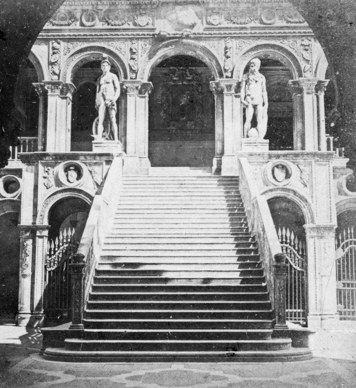 Escadaria de Gigantes, Palácio dos Doges, Veneza, Itália, final do século XIX ou início do século XX de Unbekannt