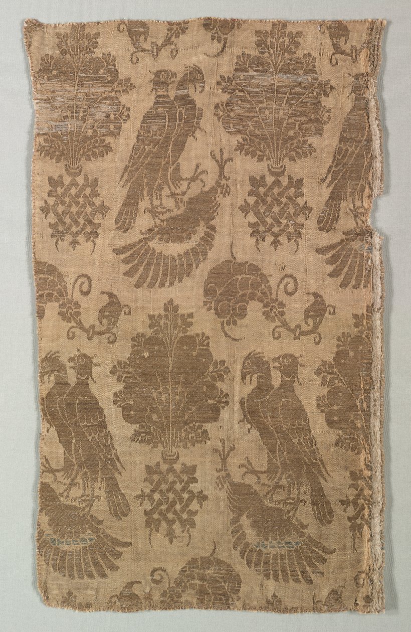 Seda estampada em ouro com falcões e heráldica, 1360-1400. de Unbekannt