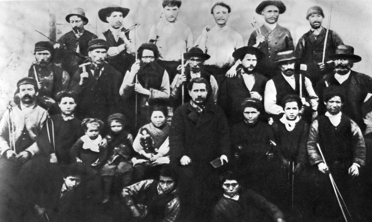 Grupo de trabalhadores parisienses que participam da Comuna, fotografia. Paris Commune 1871 de Unbekannt