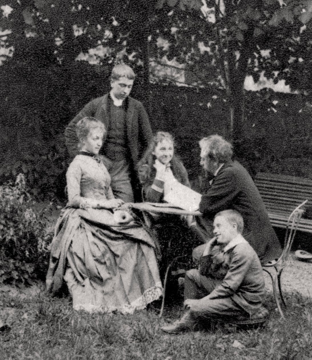 Gustave Eiffel, engenheiro francês, com sua família, 1882 de Unbekannt