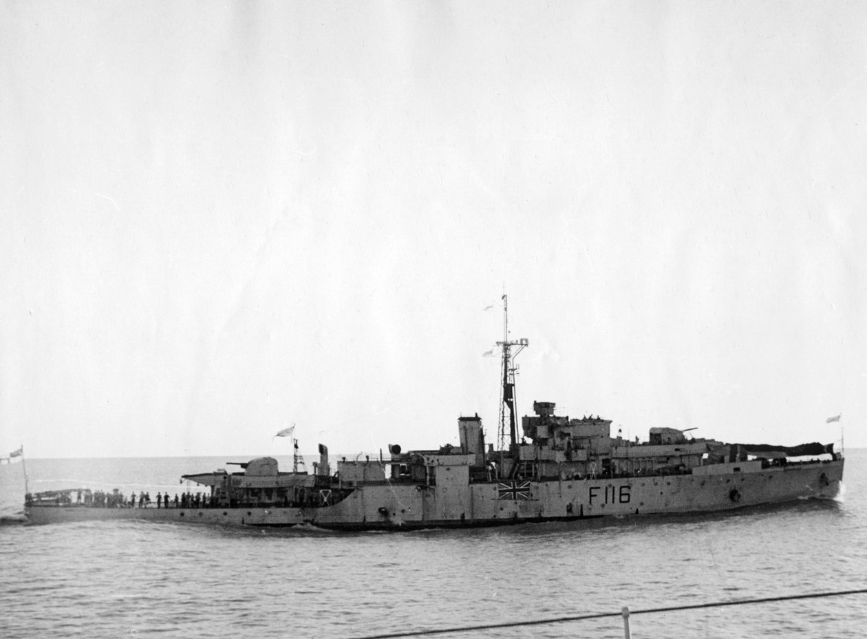Ametista HMS, após ação no rio Yangtze, 20 de abril de 1949 de Unbekannt
