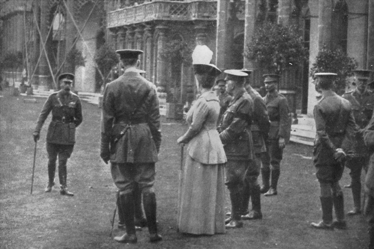HM rei George V e rainha Mary nos gramados orientais, 25 de agosto de 1915, 1939 de Unbekannt
