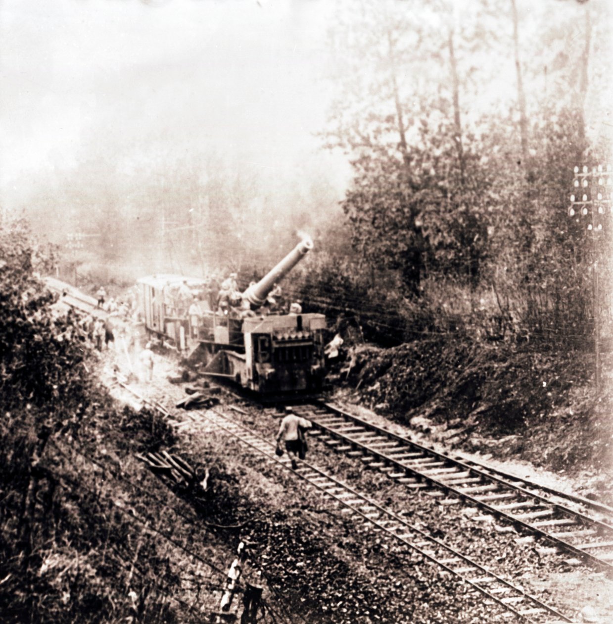 Artilharia pesada em ferrovia, c1914-c1918 de Unbekannt