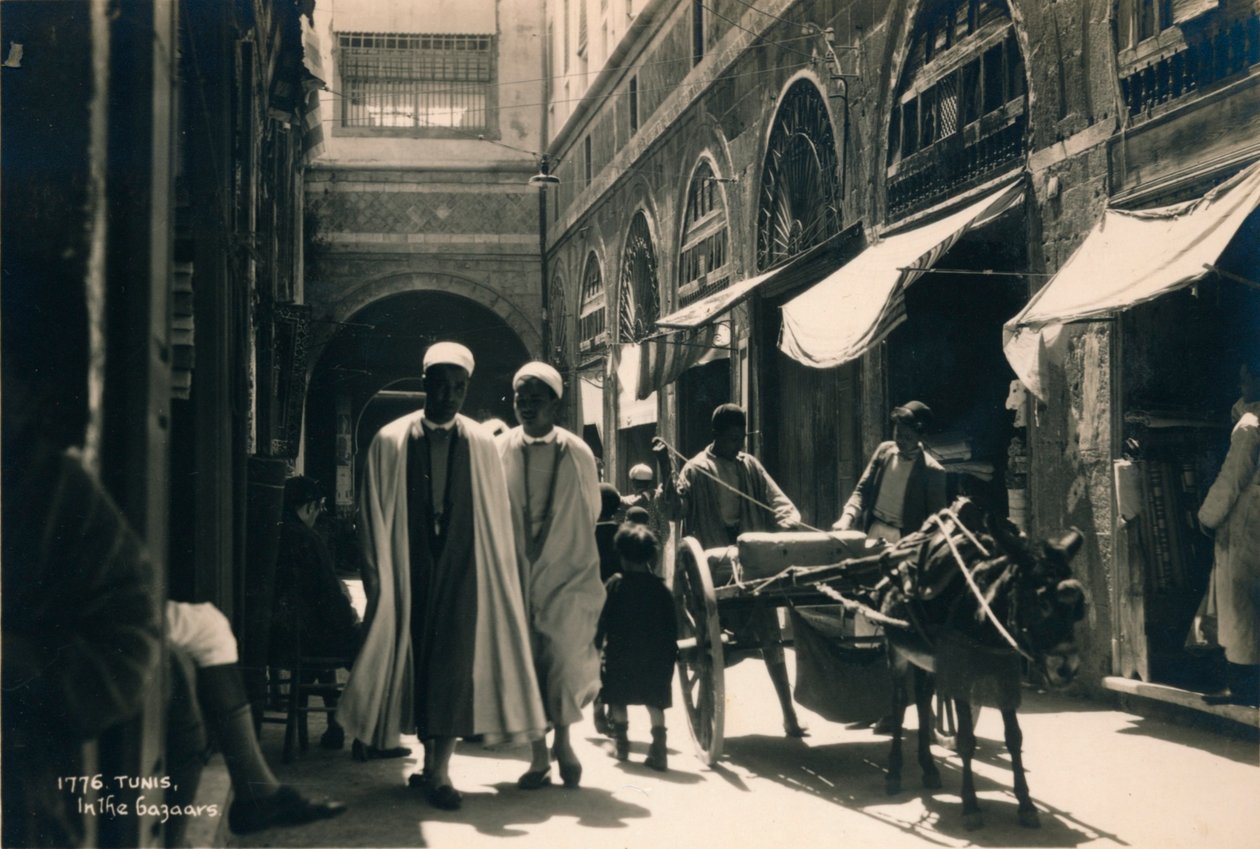 No Bazar, Tunis, Egito, 1936 de Unbekannt