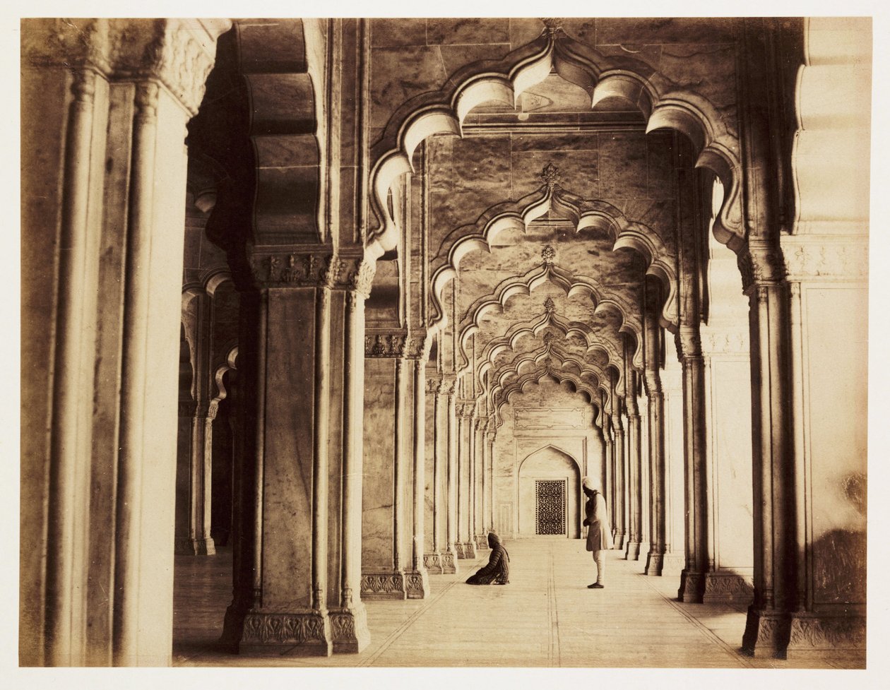 Interior da Mesquita das Pérolas em Agra (Índia), cerca de 1865, construída em mármore entre 1646-1653 de Unbekannt