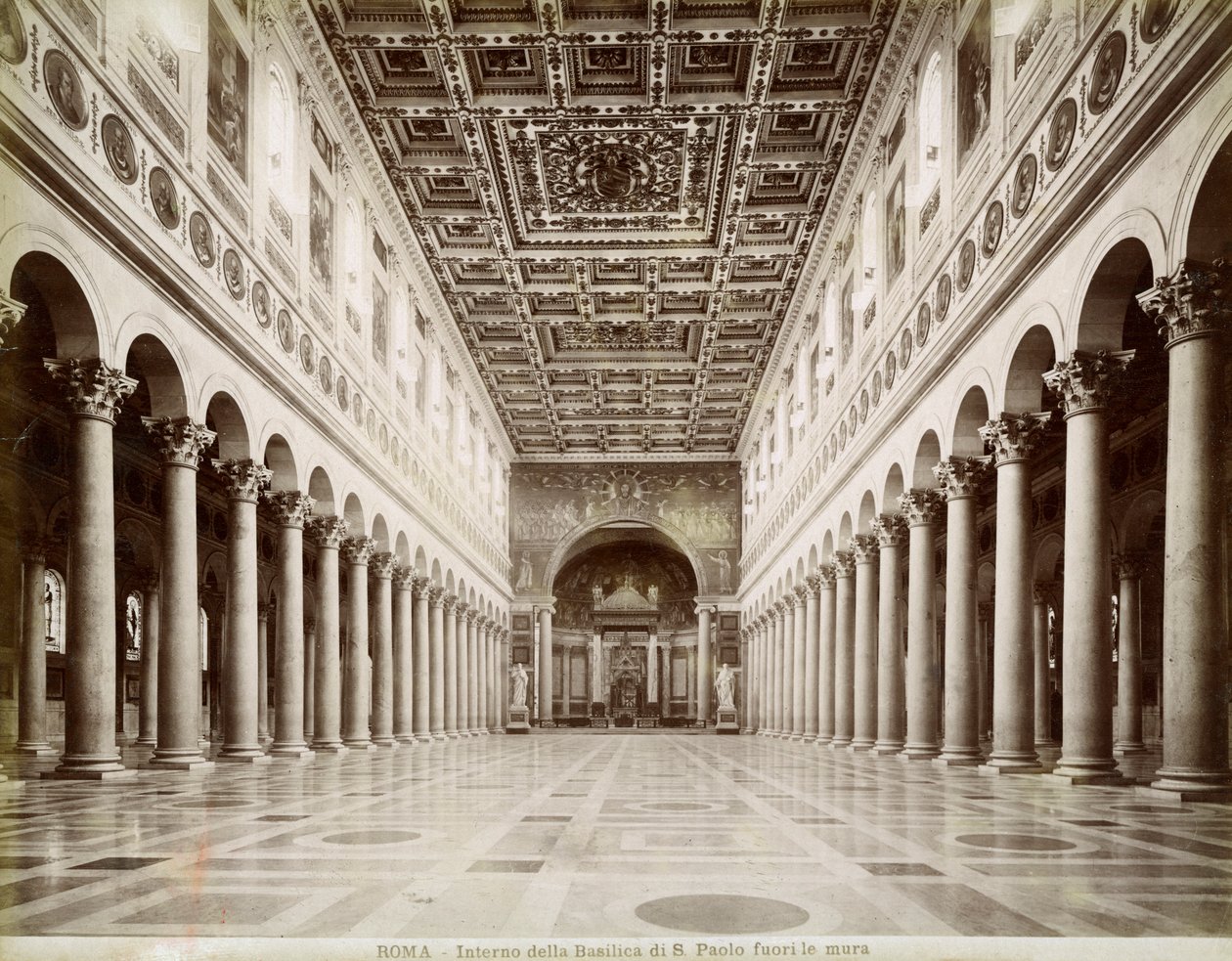 Interior da Basílica de São Paulo Fora dos Muros, Roma, Itália, final do século XIX ou início do século XX de Unbekannt