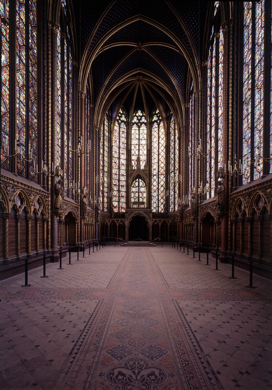 Interior da Capela de Sainte (capela superior) em Paris. Arte gótica do século XIII. de Unbekannt