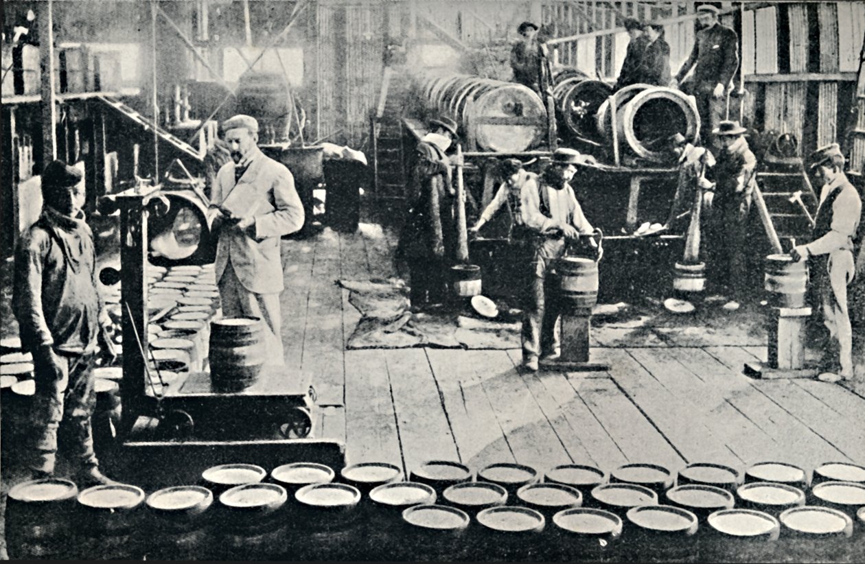 Iodo sendo preparado para embarque nas Salitreras de Tarapaca, 1911 de Unbekannt