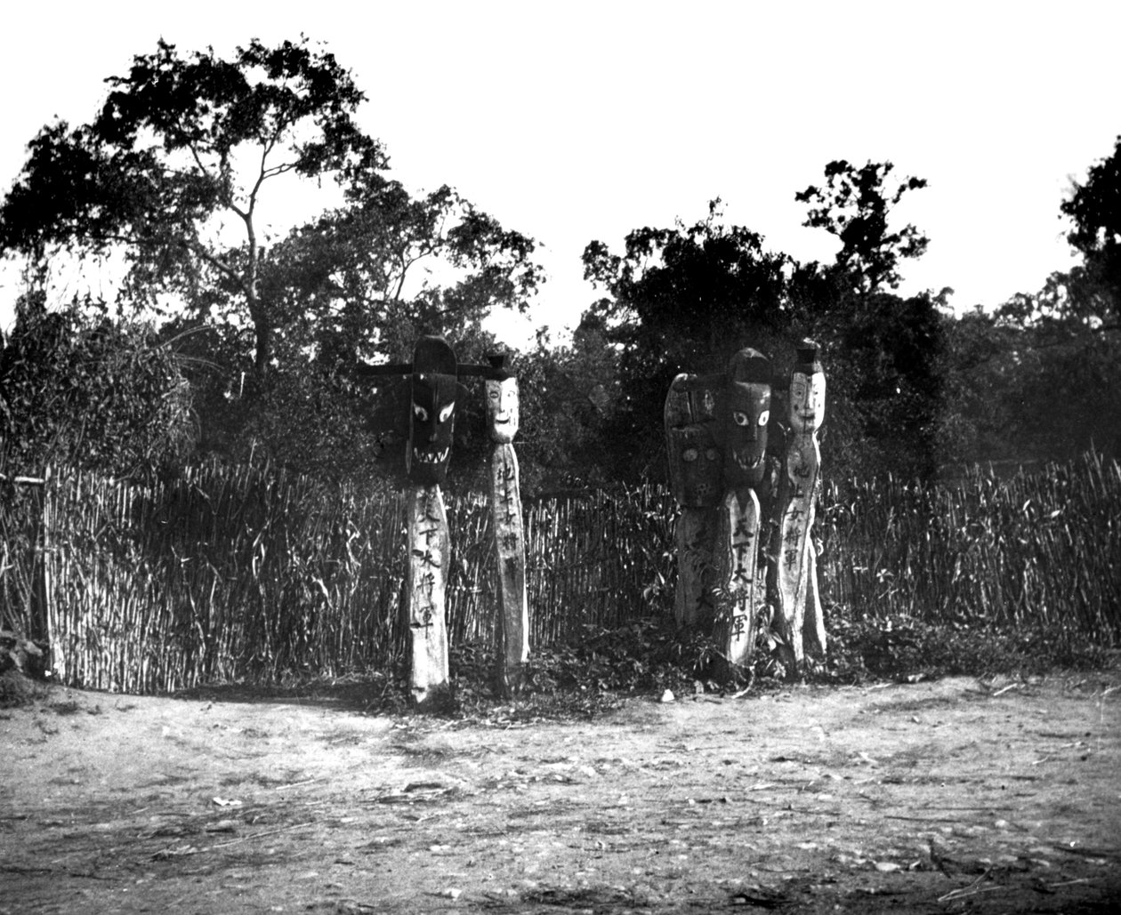 Jangseung, totens de madeira, Coréia, 1900 de Unbekannt
