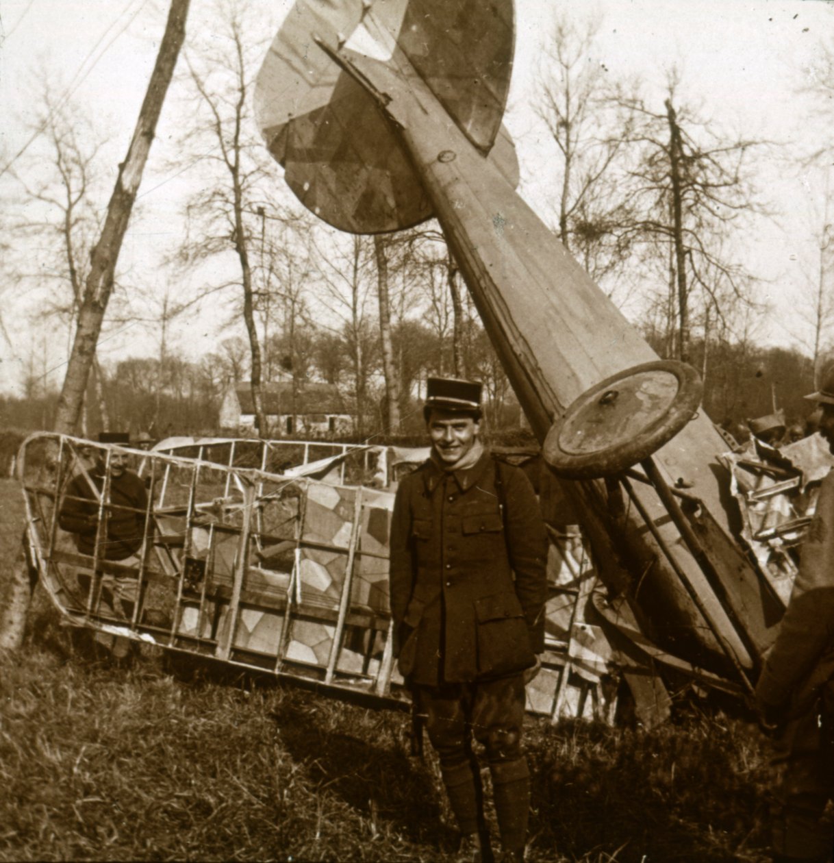 Jean Chaput na frente de sua 11ª vitória, c1914-c1918 de Unbekannt