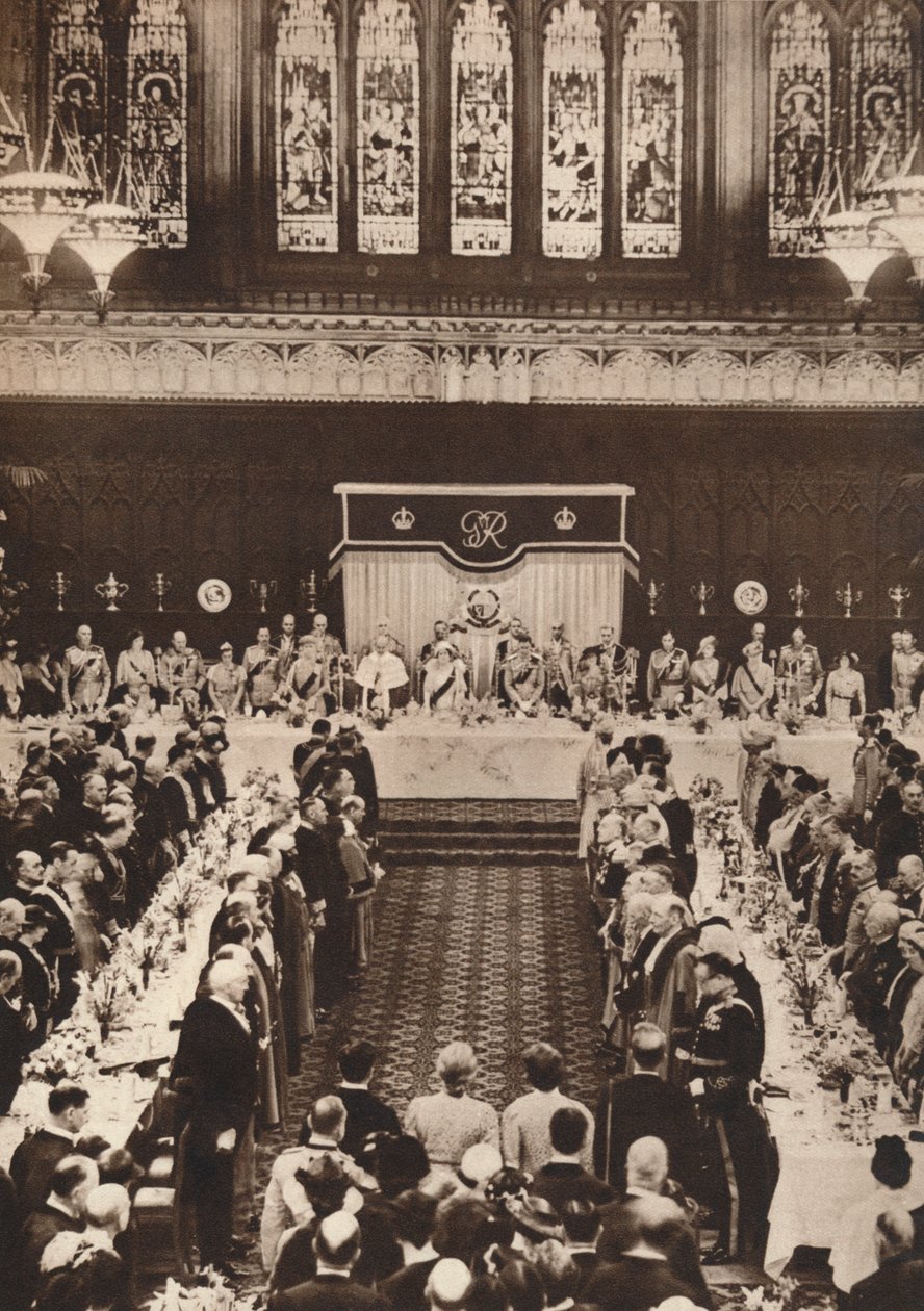 Rei George VI e rainha Elizabeth participando de um almoço para celebrar a coroação, 1937 de Unbekannt