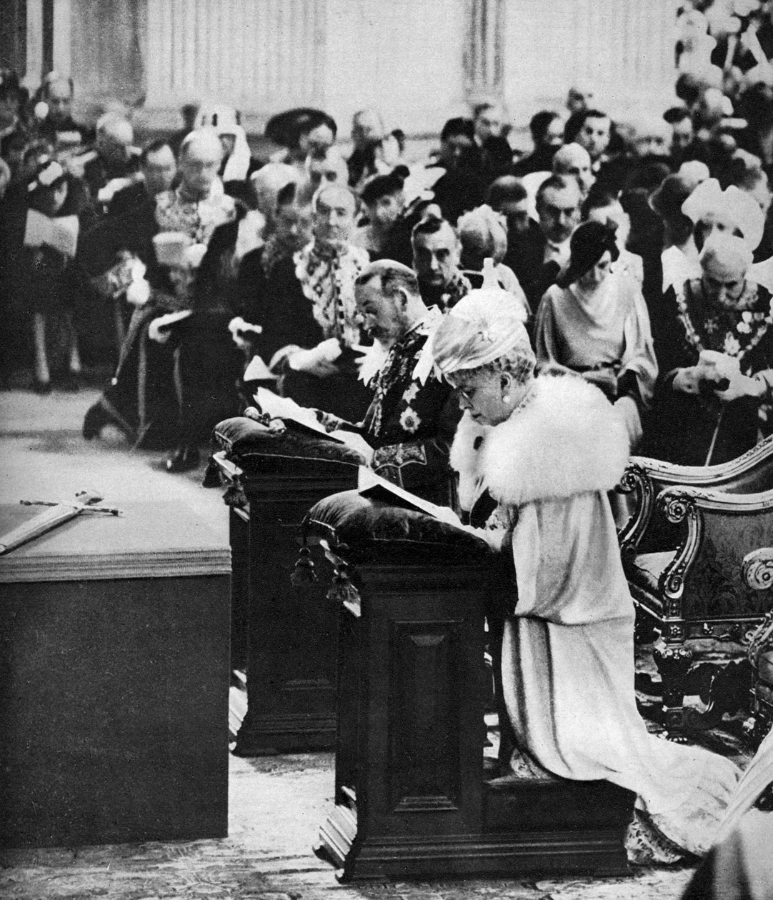 Rei George V e Queen Mary na Catedral de St Pauls, Serviço de Ação de Graças pelo Jubileu de Prata, 1935 de Unbekannt