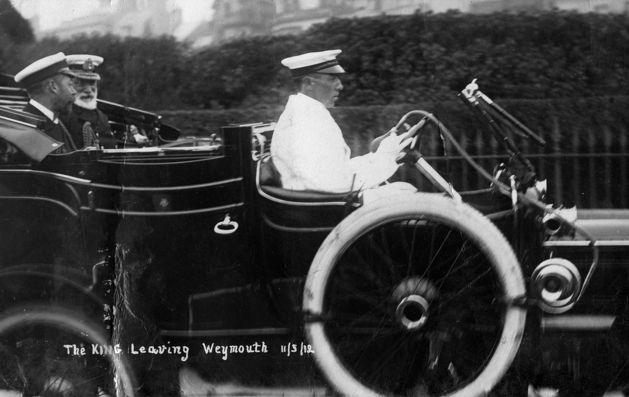 Rei George V deixando Weymouth, Dorset, de carro, 11 de março de 1912 de Unbekannt