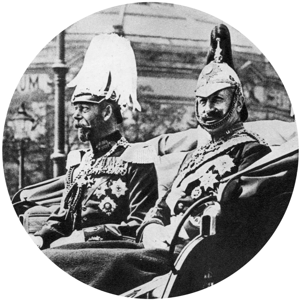 Rei George V da Grã-Bretanha e o Kaiser alemão, Berlim, 1913 de Unbekannt
