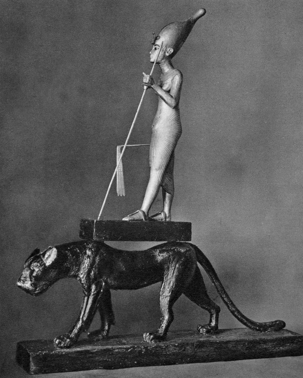 Rei Tutancâmon c1341 aC-c1323 aC em um leopardo preto, 1936 de Unbekannt