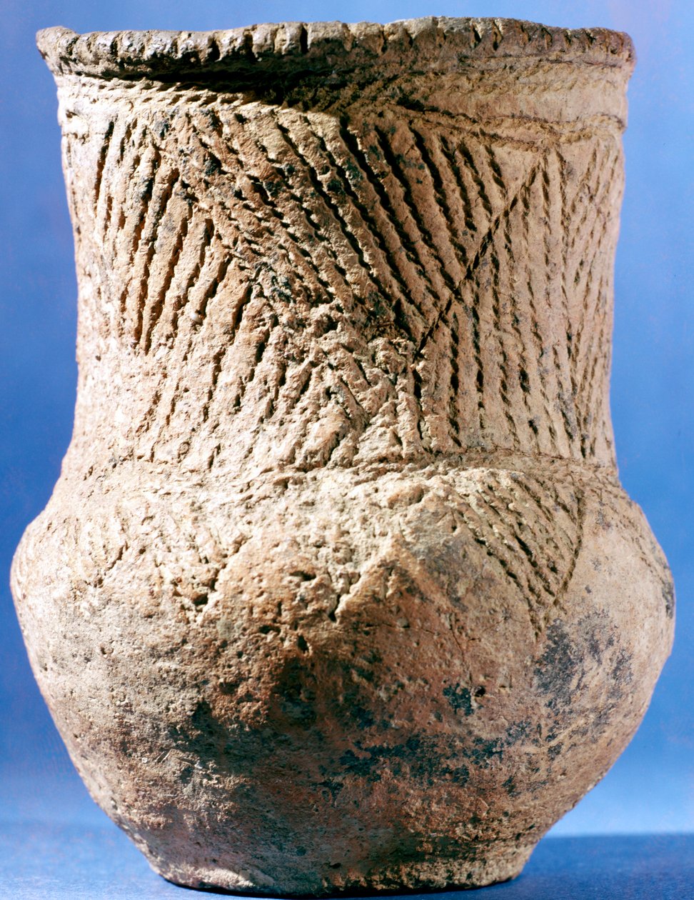 Taça de cerâmica da Idade do Bronze Neolithicearly atrasada, europeu, c4000 BC de Unbekannt