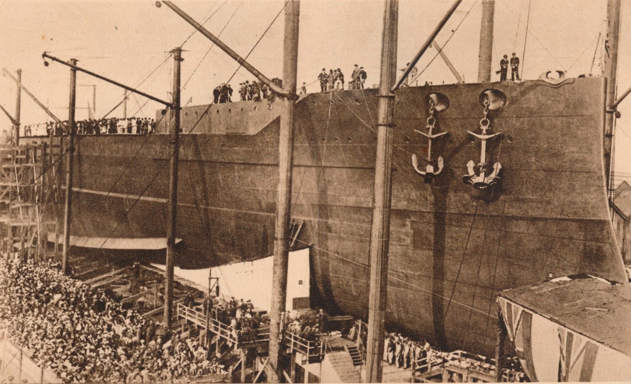 Lançamento do navio de guerra HMS `Queen Elizabeth`, 16 de outubro de 1913 1935. de Unbekannt