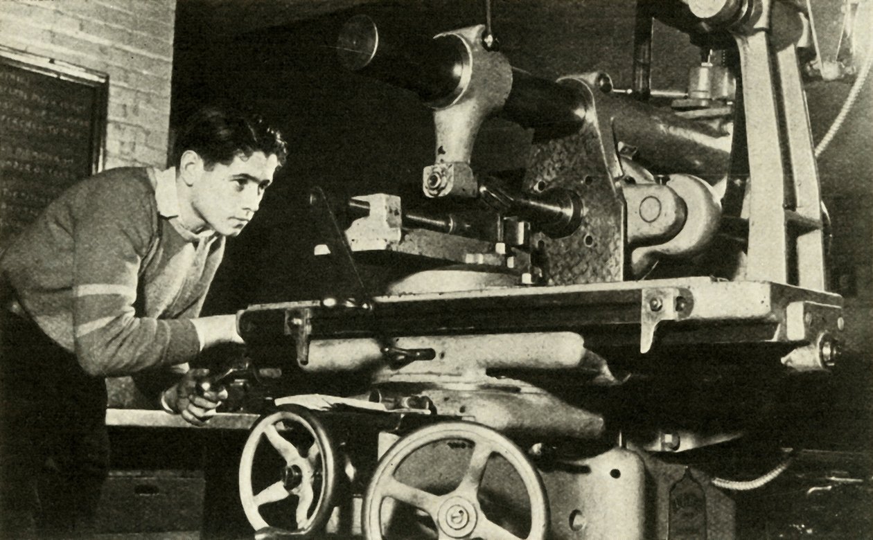 Aprendendo seu ofício, c1948. de Unbekannt