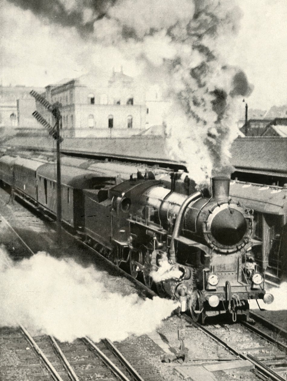 Saindo de Budapeste. Um trem expresso parte da Estação Central, 1935-36. de Unbekannt