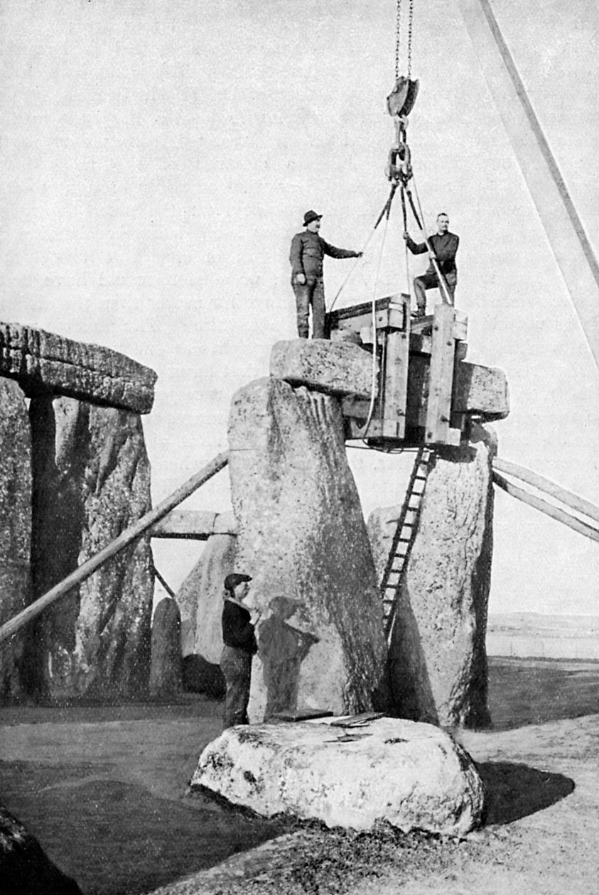 Levantamento de uma imposição em Stonehenge, 1901, c1920 de Unbekannt