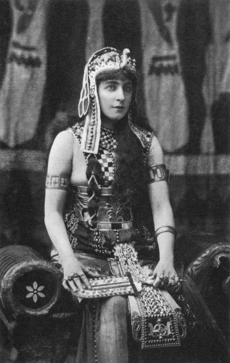 Lillie Langtry como Cleópatra, c1890 de Unbekannt